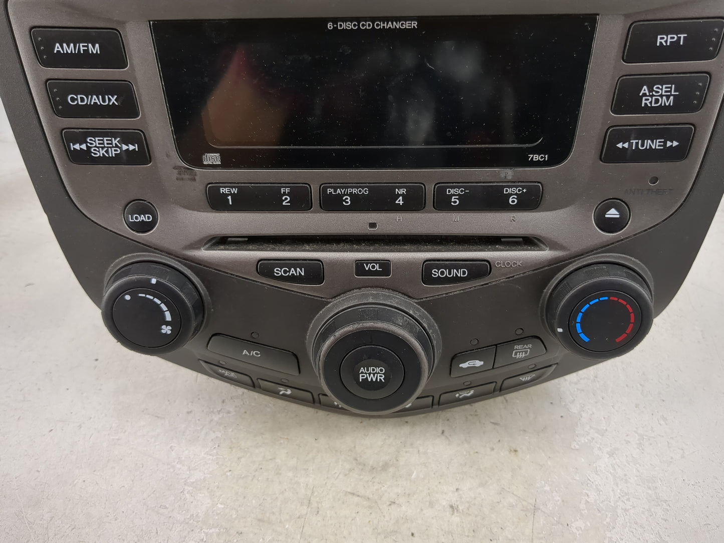 2004-2007 Honda Accord Radio AM FM Cd Player Receiver Replacement P/N:39050SDAA100 DH177070081, 7BC1 Fits Fits 2004 2005 200