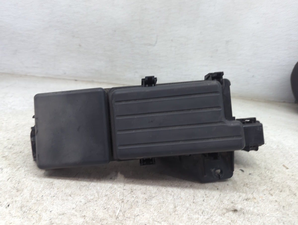 2003-2007 Honda Accord Fusebox Fuse Box Panel Relay Module P/N:YE0377010335368 Fits Fits 2003 2004 2005 2006 2007 OEM Used A