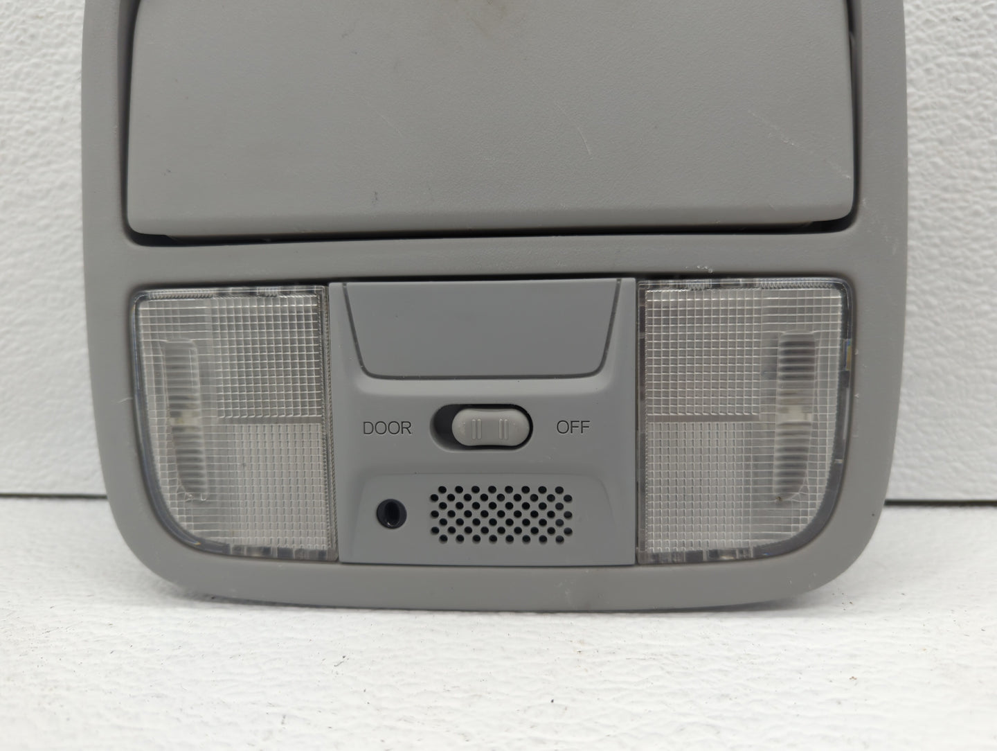 2007 Honda Accord Overhead Roof Console Grey - Oemusedautoparts1.com