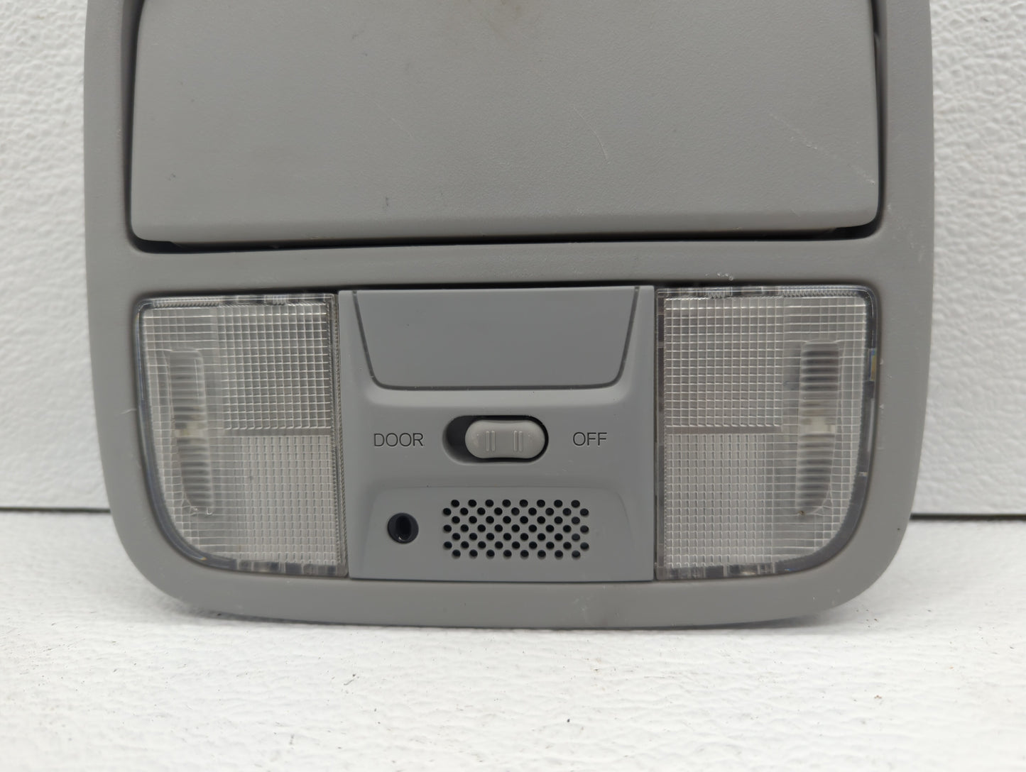 2007 Honda Accord Overhead Roof Console Grey - Oemusedautoparts1.com