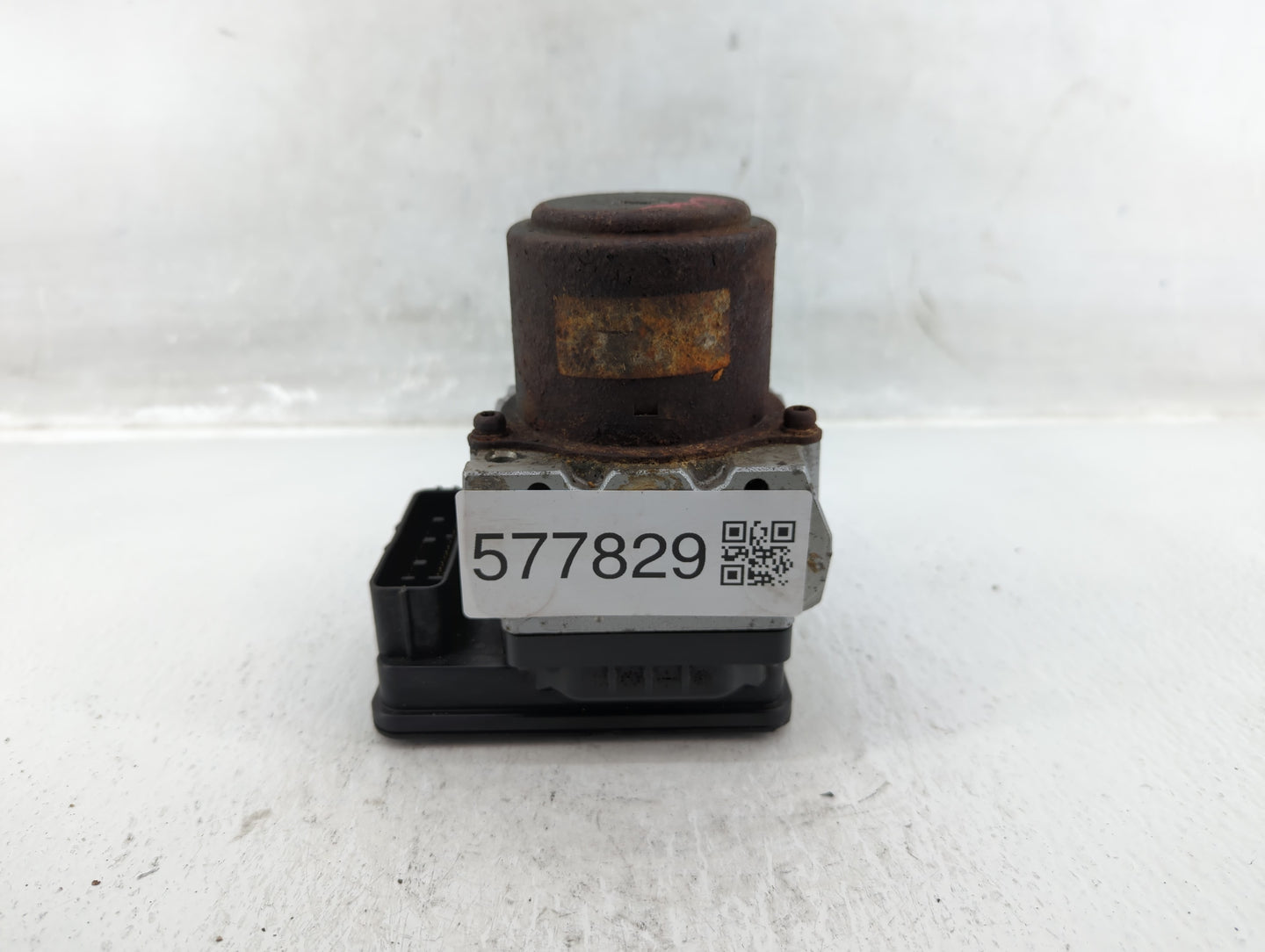 2006-2007 Honda Accord ABS Pump Control Module Replacement P/N:A 10D2 0734 Fits Fits 2006 2007 OEM Used Auto Parts - Oemused