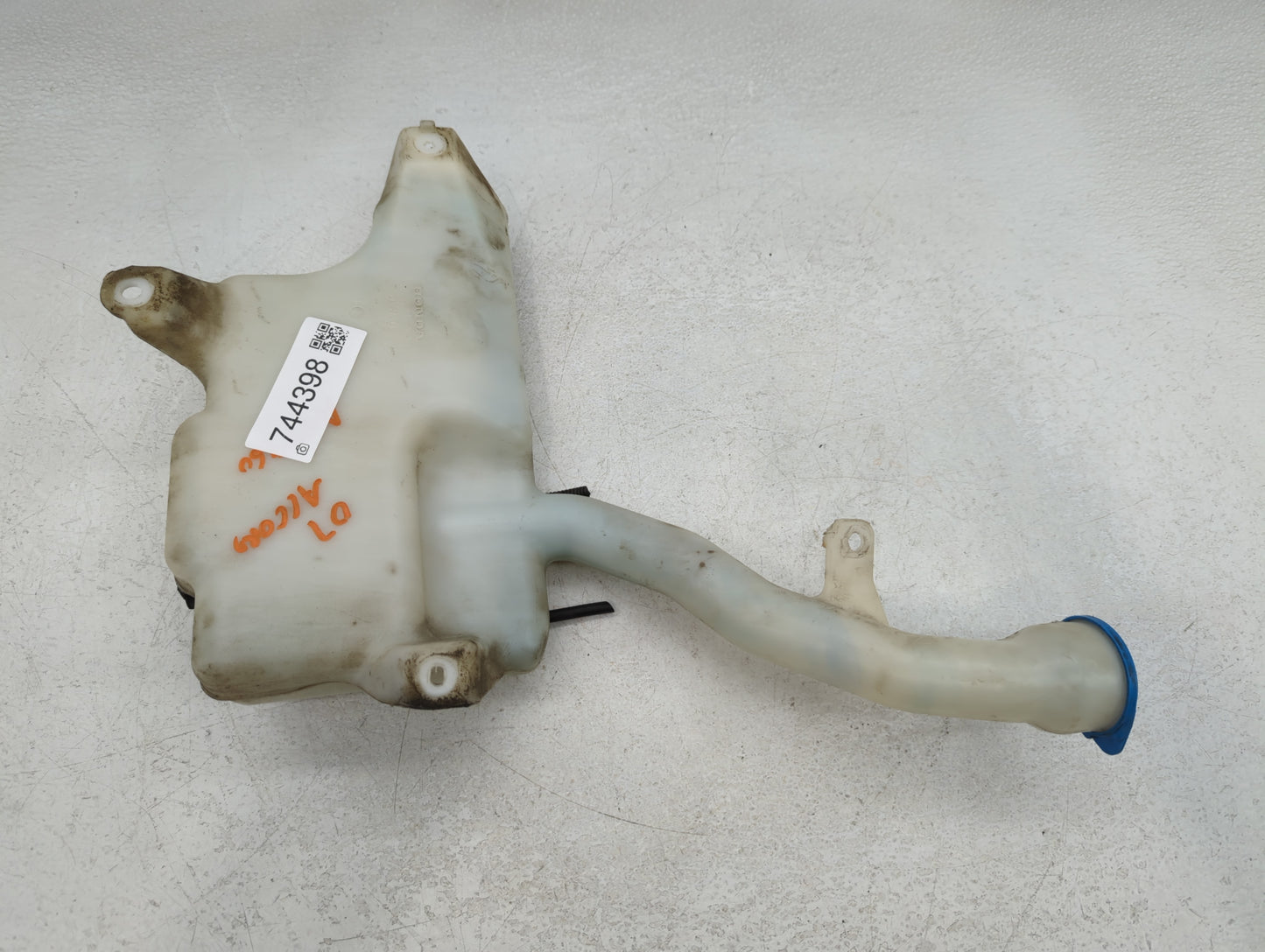 2003-2007 Honda Accord Windshield Washer Fluid Reservoir Bottle Oem - Oemusedautoparts1.com