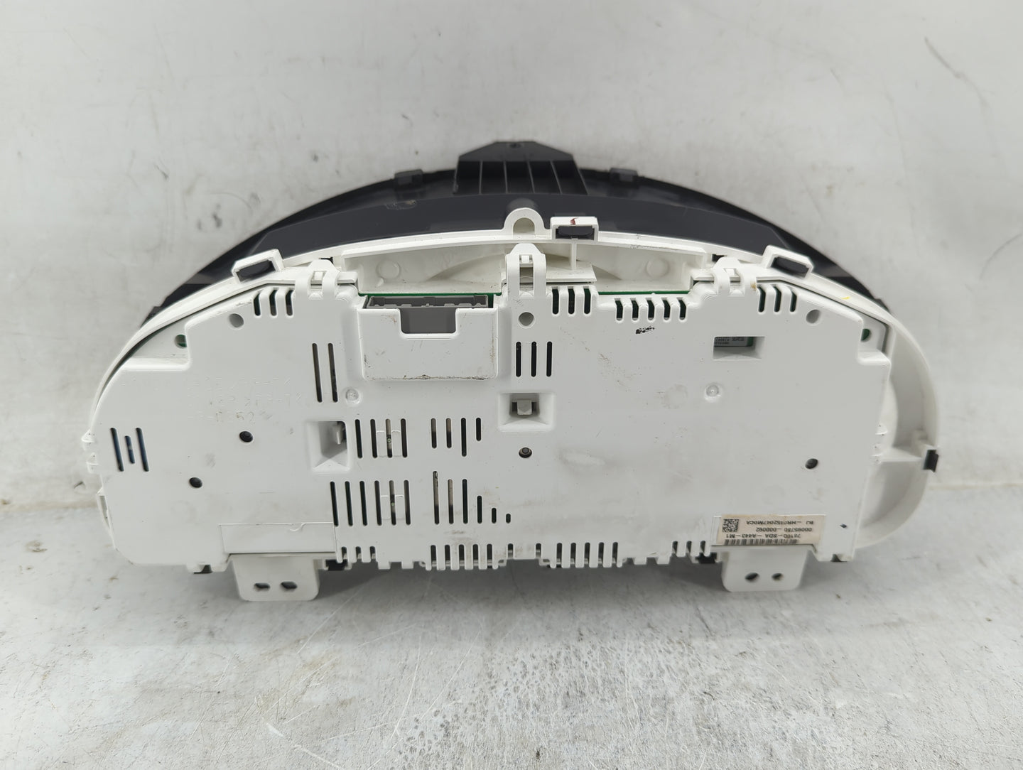 2006-2007 Honda Accord Instrument Cluster Speedometer Gauges Miles:194K Fits Fits 2006 2007 OEM Used Auto Parts - Oemusedaut