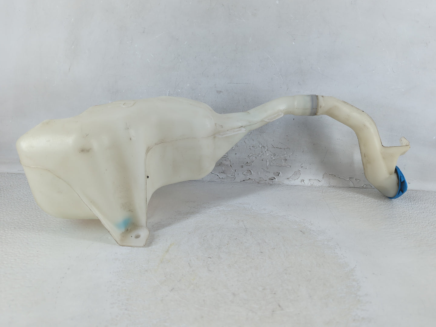 2006-2011 Honda Civic Windshield Washer Fluid Reservoir Bottle Oem - Oemusedautoparts1.com