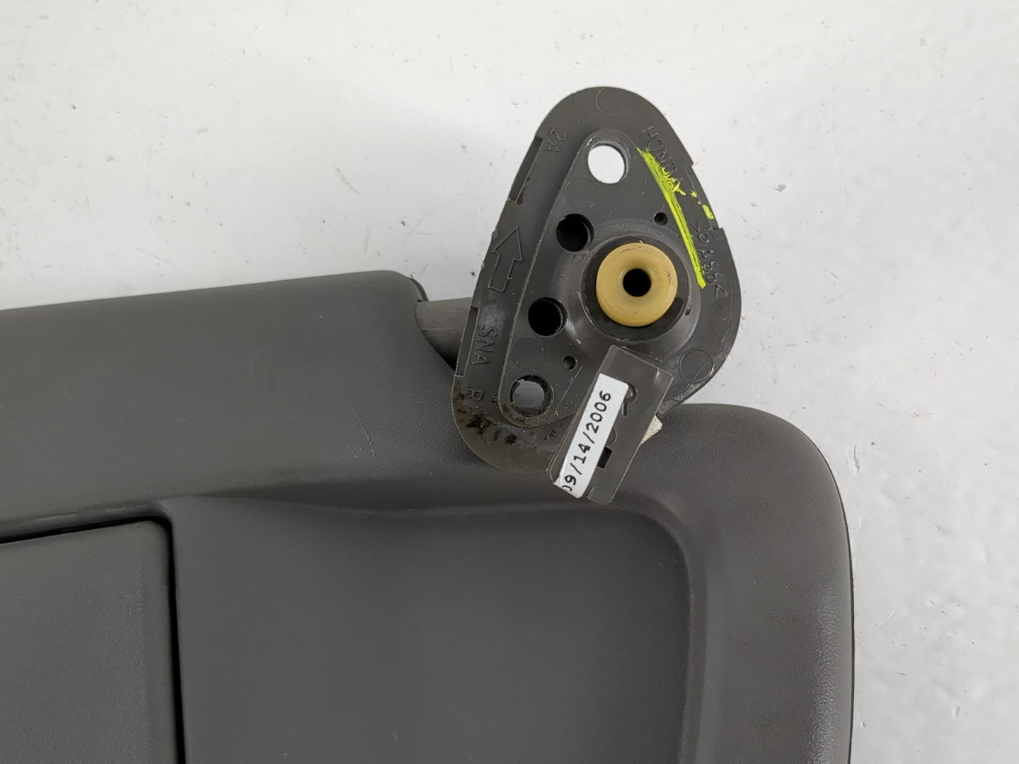 2006-2011 Honda Civic Sun Visor Shade Replacement Passenger Right Mirror Fits Fits 2006 2007 2008 2009 2010 2011 OEM Used Au
