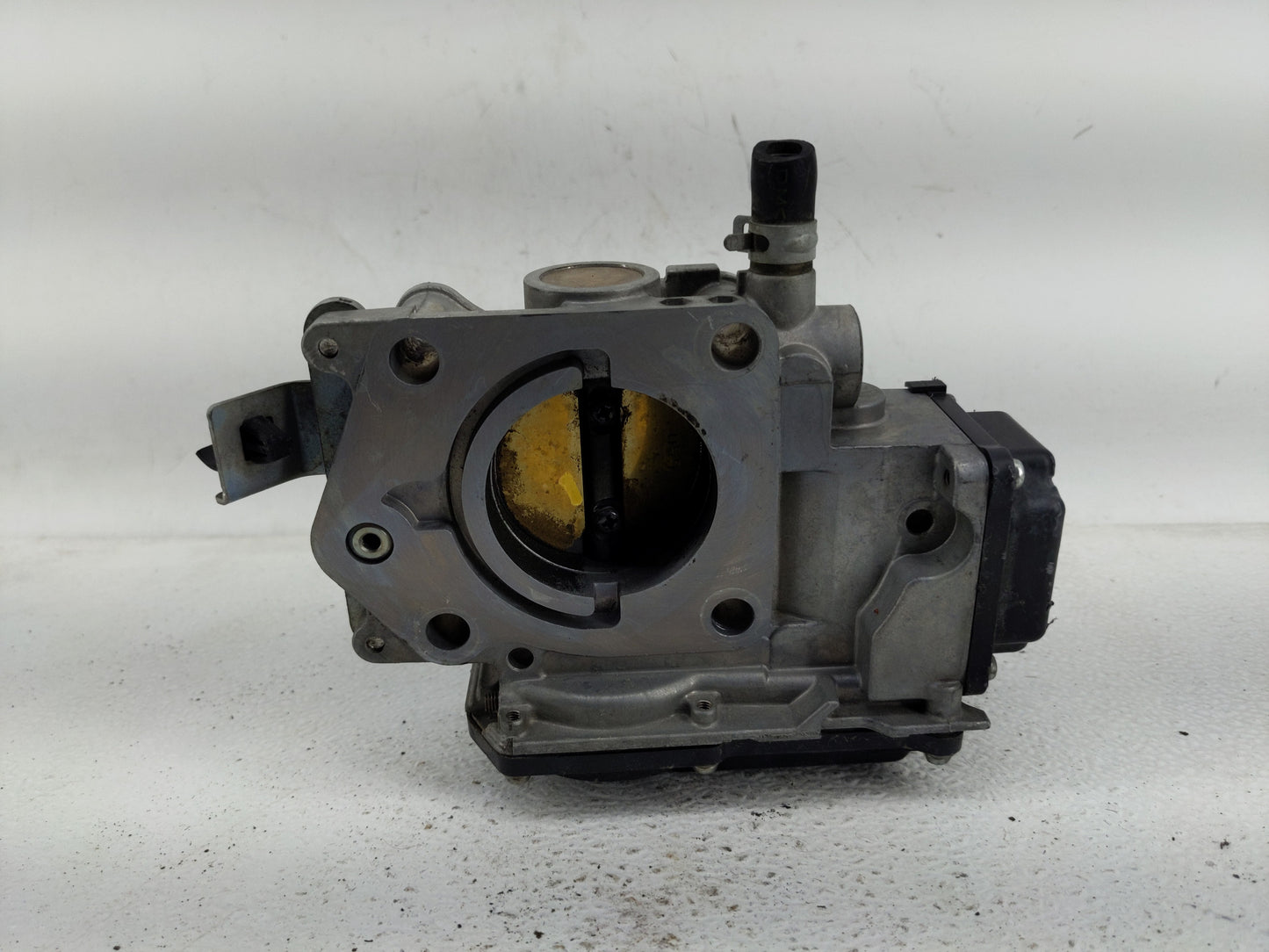 2007 Honda Civic Throttle Body Fits OEM Used Auto Parts - Oemusedautoparts1.com
