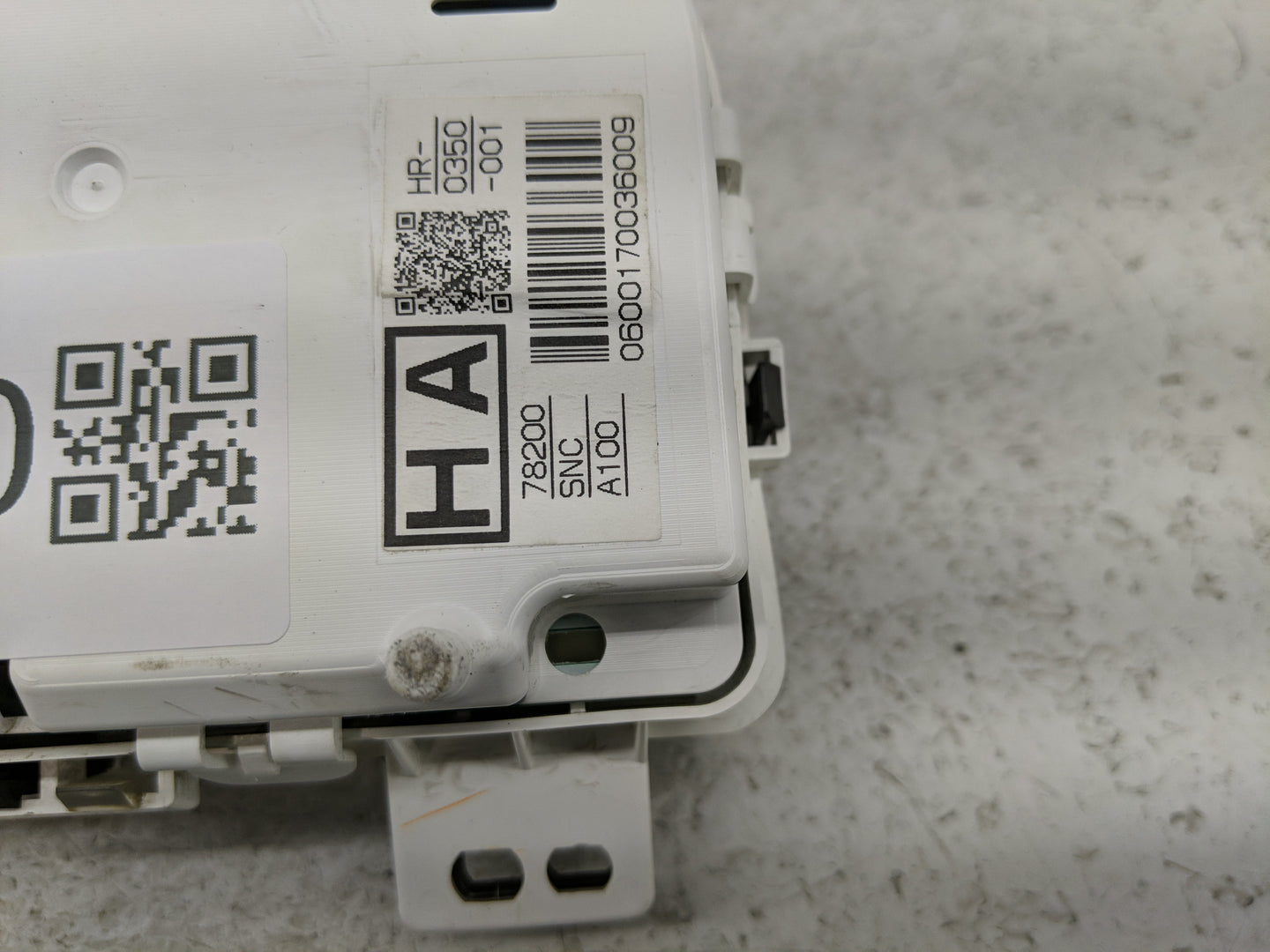 2006-2008 Honda Civic Instrument Cluster Speedometer Gauges P/N:78100 SNC A100 Fits Fits 2006 2007 2008 OEM Used Auto Parts 