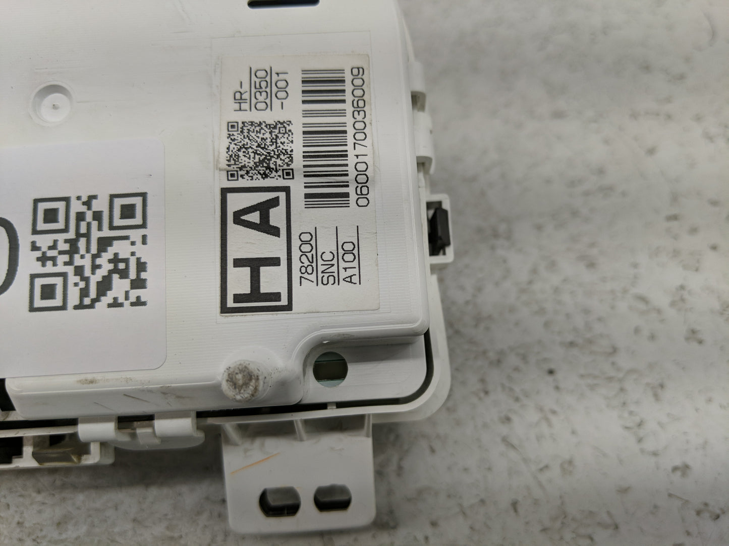 2006-2008 Honda Civic Instrument Cluster Speedometer Gauges P/N:78100 SNC A100 Fits Fits 2006 2007 2008 OEM Used Auto Parts 