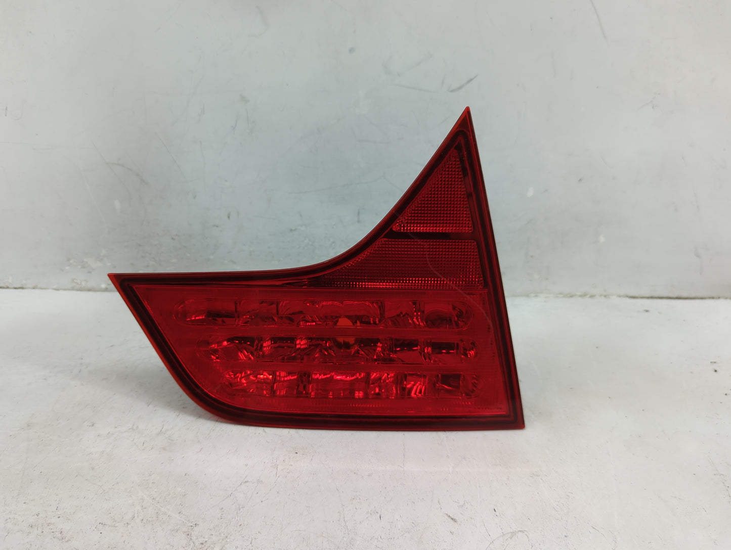 2006-2011 Honda Civic Tail Light Assembly Driver Left OEM Fits Fits 2006 2007 2008 2009 2010 2011 OEM Used Auto Parts - Oemu