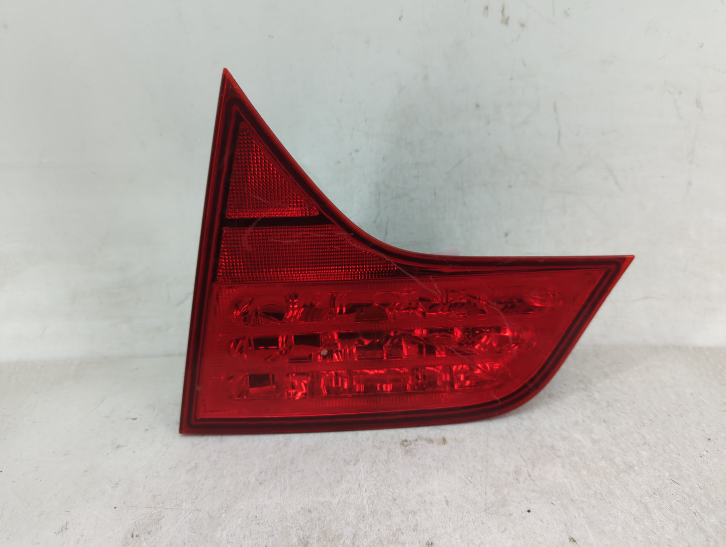 2006-2011 Honda Civic Tail Light Assembly Driver Left OEM Fits Fits 2006 2007 2008 2009 2010 2011 OEM Used Auto Parts - Oemu