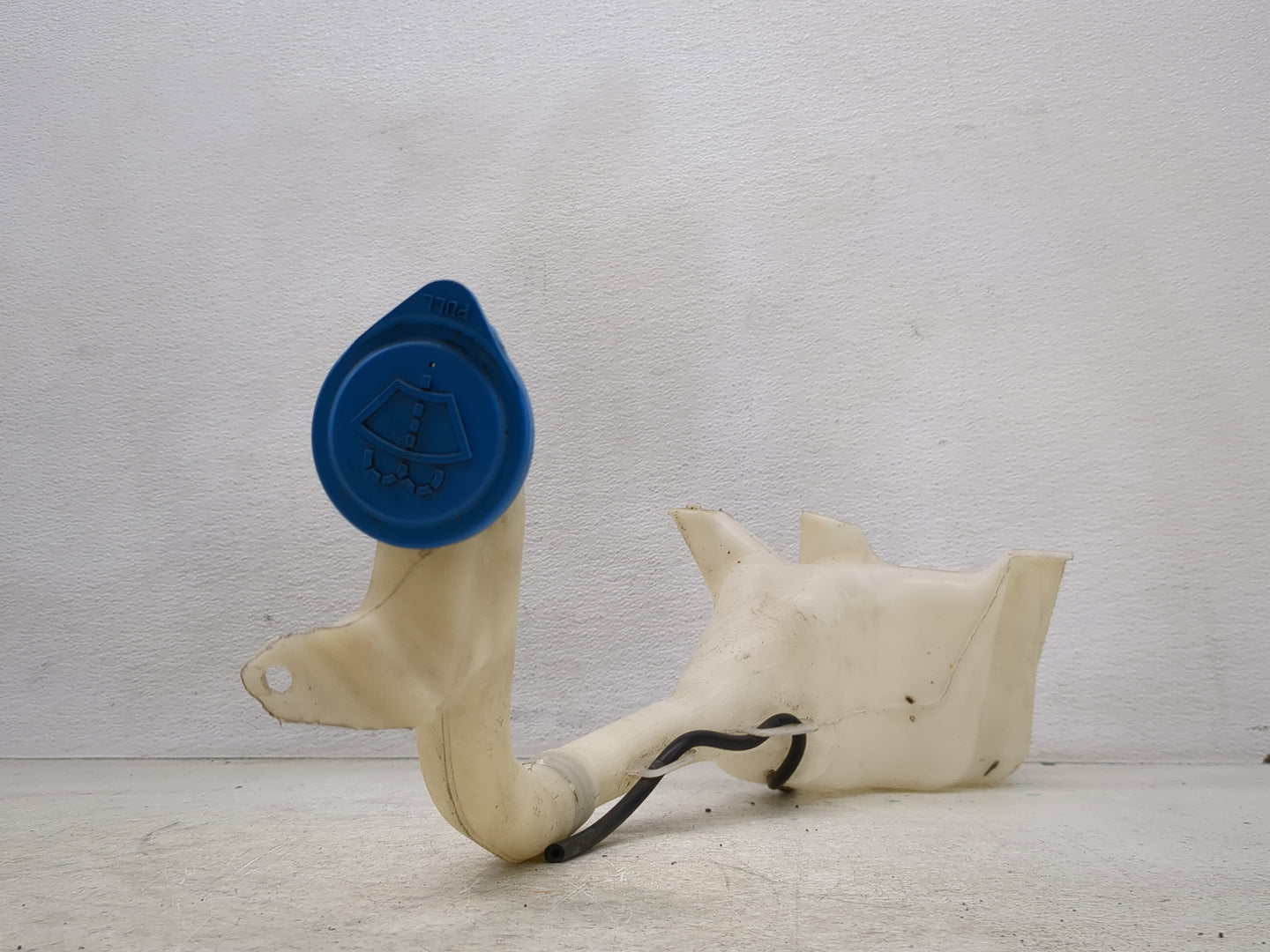 2006-2011 Honda Civic Windshield Washer Fluid Reservoir Bottle Oem - Oemusedautoparts1.com
