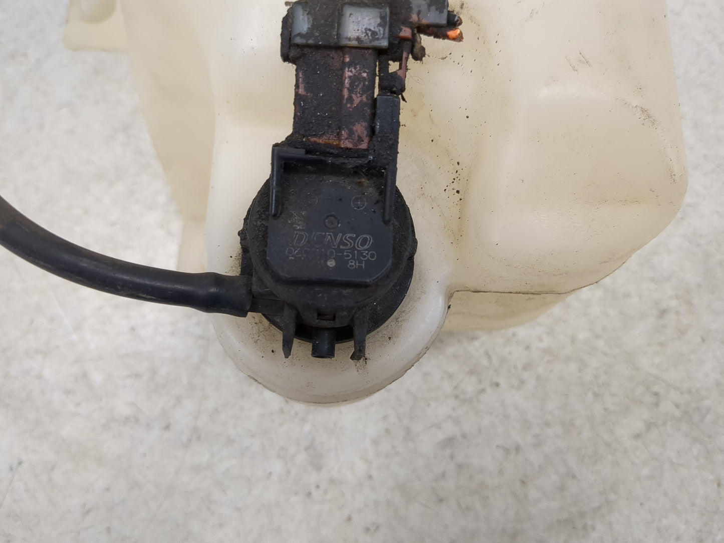 2006-2011 Honda Civic Windshield Washer Fluid Reservoir Bottle Oem - Oemusedautoparts1.com