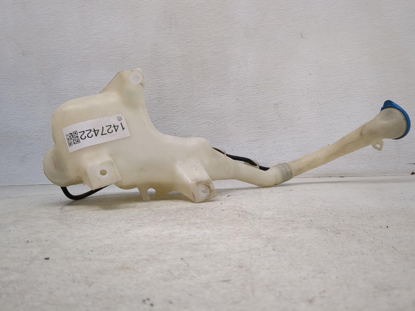 2006-2011 Honda Civic Windshield Washer Fluid Reservoir Bottle Oem - Oemusedautoparts1.com