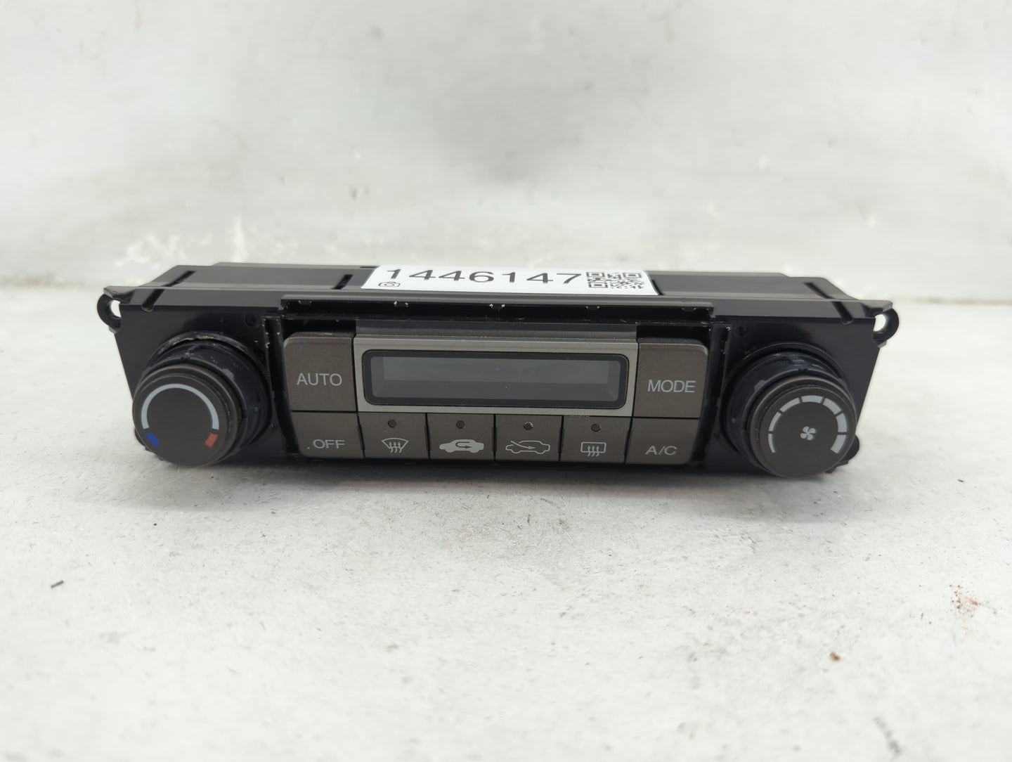 2006-2011 Honda Civic Climate Control Module Temperature AC/Heater Replacement P/N:SNC-A43 YR-334L Fits OEM Used Auto Parts 