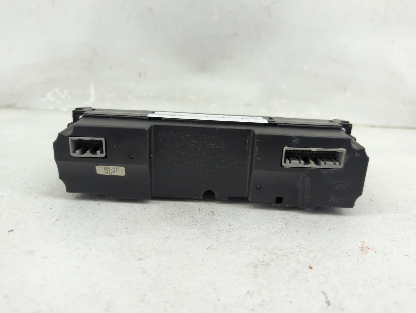 2006-2011 Honda Civic Climate Control Module Temperature AC/Heater Replacement P/N:SNC-A43 YR-334L Fits OEM Used Auto Parts 