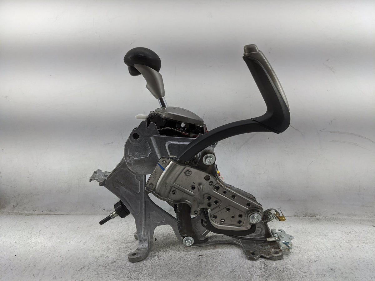 2007 Honda Civic Floor Console Assembly Shifter - Oemusedautoparts1.com