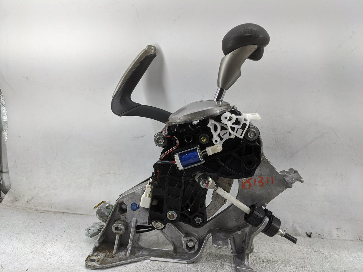2007 Honda Civic Floor Console Assembly Shifter - Oemusedautoparts1.com