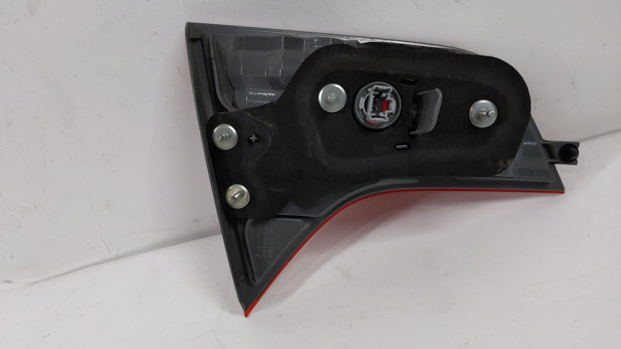 2006-2011 Honda Civic Tail Light Assembly Passenger Right OEM Fits Fits 2006 2007 2008 2009 2010 2011 OEM Used Auto Parts - 