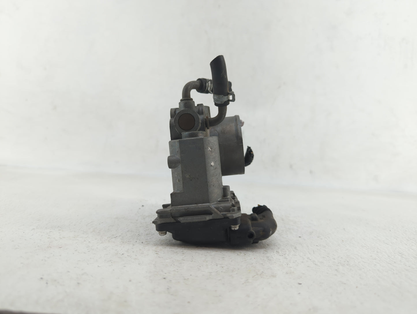 2006-2011 Honda Civic Throttle Body P/N:GMA4A 20358245134 Fits Fits 2006 2007 2008 2009 2010 2011 OEM Used Auto Parts - Oemu