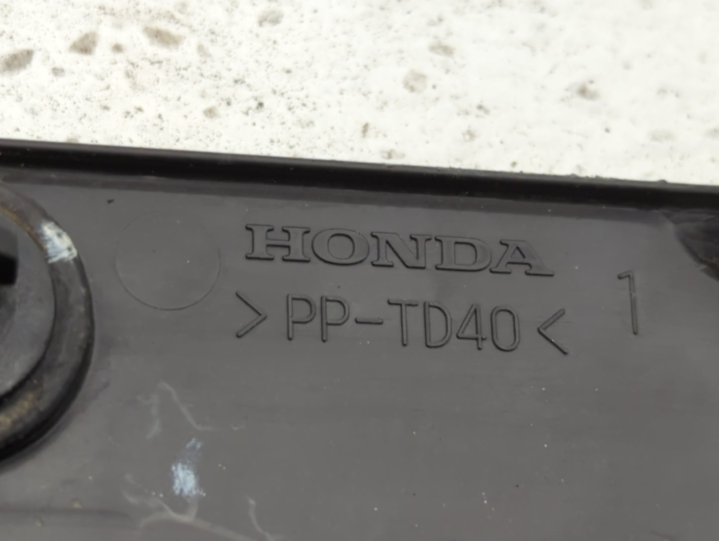 2007 Honda Civic Engine Cover - Oemusedautoparts1.com