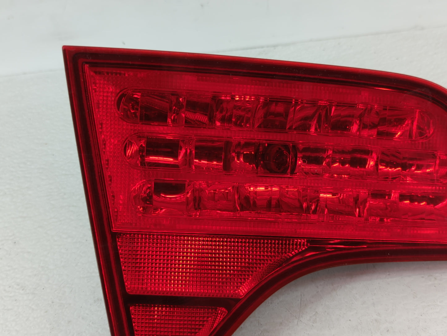 2006-2011 Honda Civic Tail Light Assembly Driver Left OEM Fits Fits 2006 2007 2008 2009 2010 2011 OEM Used Auto Parts - Oemu