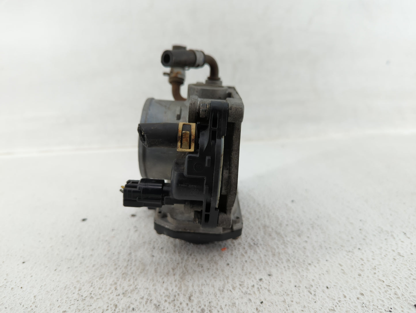 2006-2011 Honda Civic Throttle Body P/N:GMA4A Fits Fits 2006 2007 2008 2009 2010 2011 OEM Used Auto Parts - Oemusedautoparts