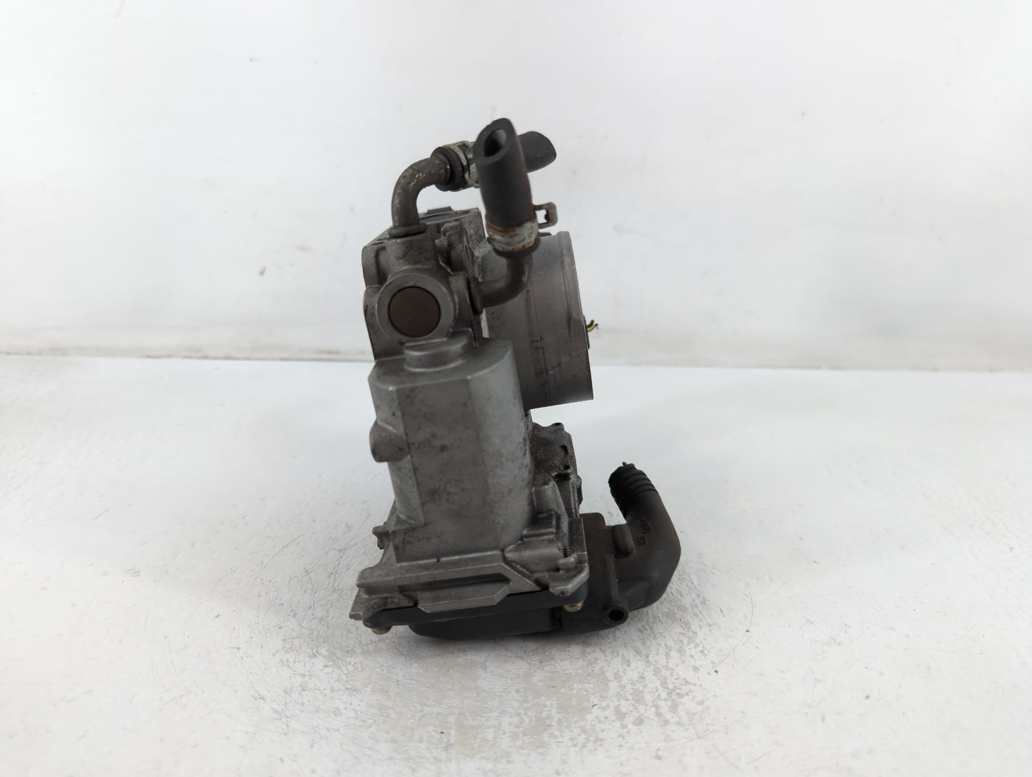 2006-2011 Honda Civic Throttle Body P/N:U30396200392 GMA4A Fits Fits 2006 2007 2008 2009 2010 2011 OEM Used Auto Parts - Oem