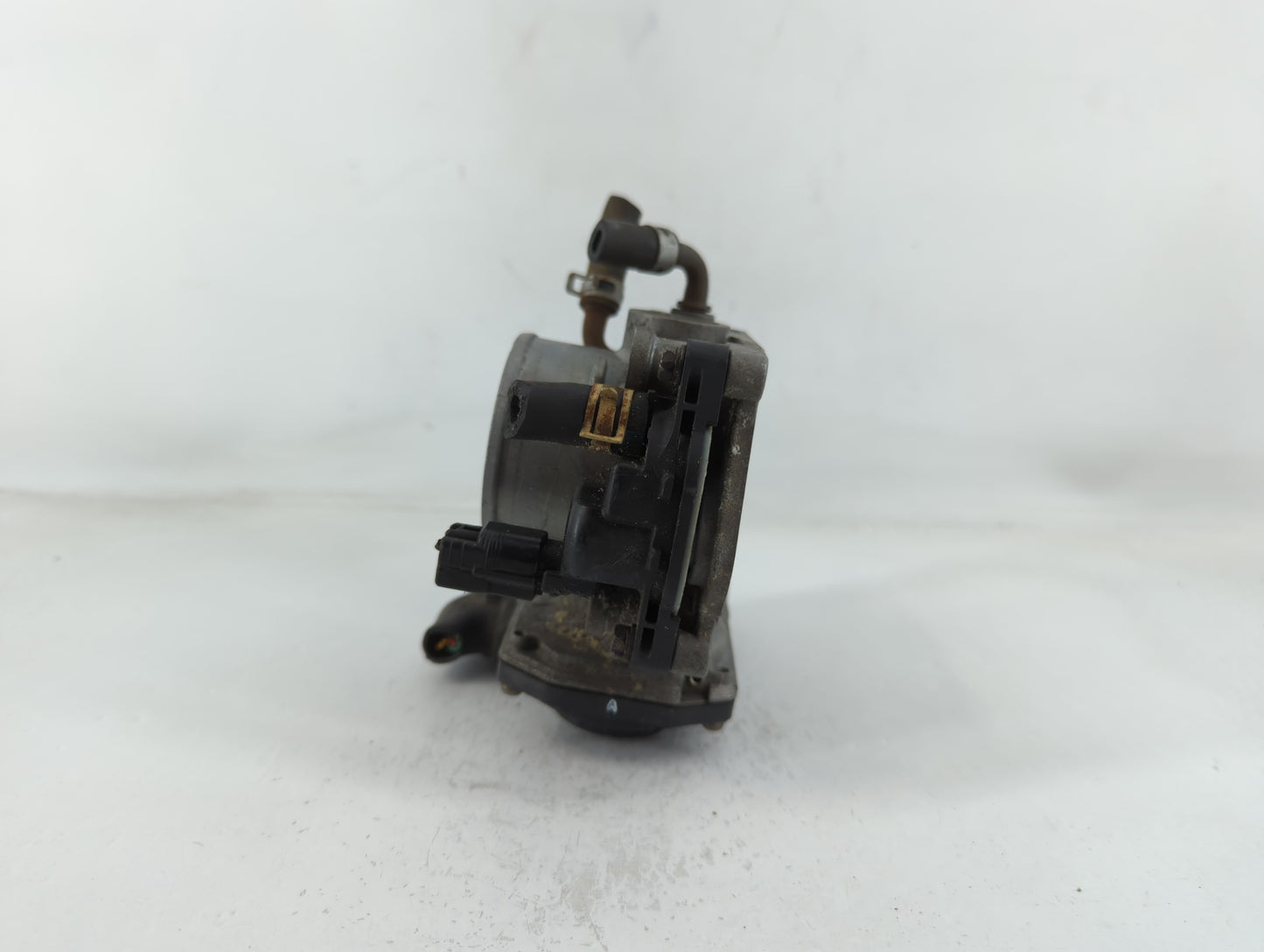 2006-2011 Honda Civic Throttle Body P/N:U30396022715 GMA4A Fits Fits 2006 2007 2008 2009 2010 2011 OEM Used Auto Parts - Oem