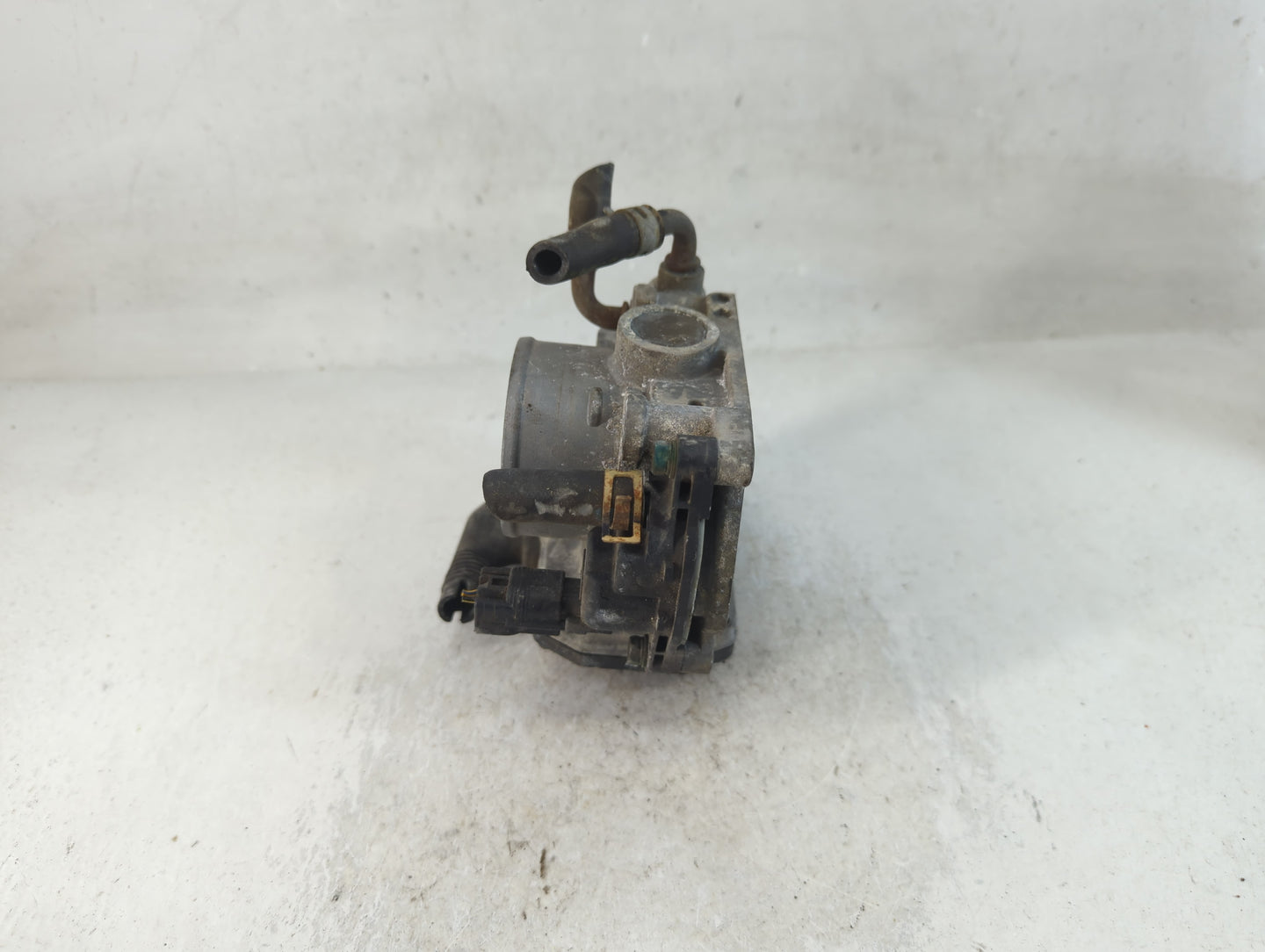 2006-2011 Honda Civic Throttle Body P/N:U20356126077 Fits Fits 2006 2007 2008 2009 2010 2011 OEM Used Auto Parts - Oemusedau