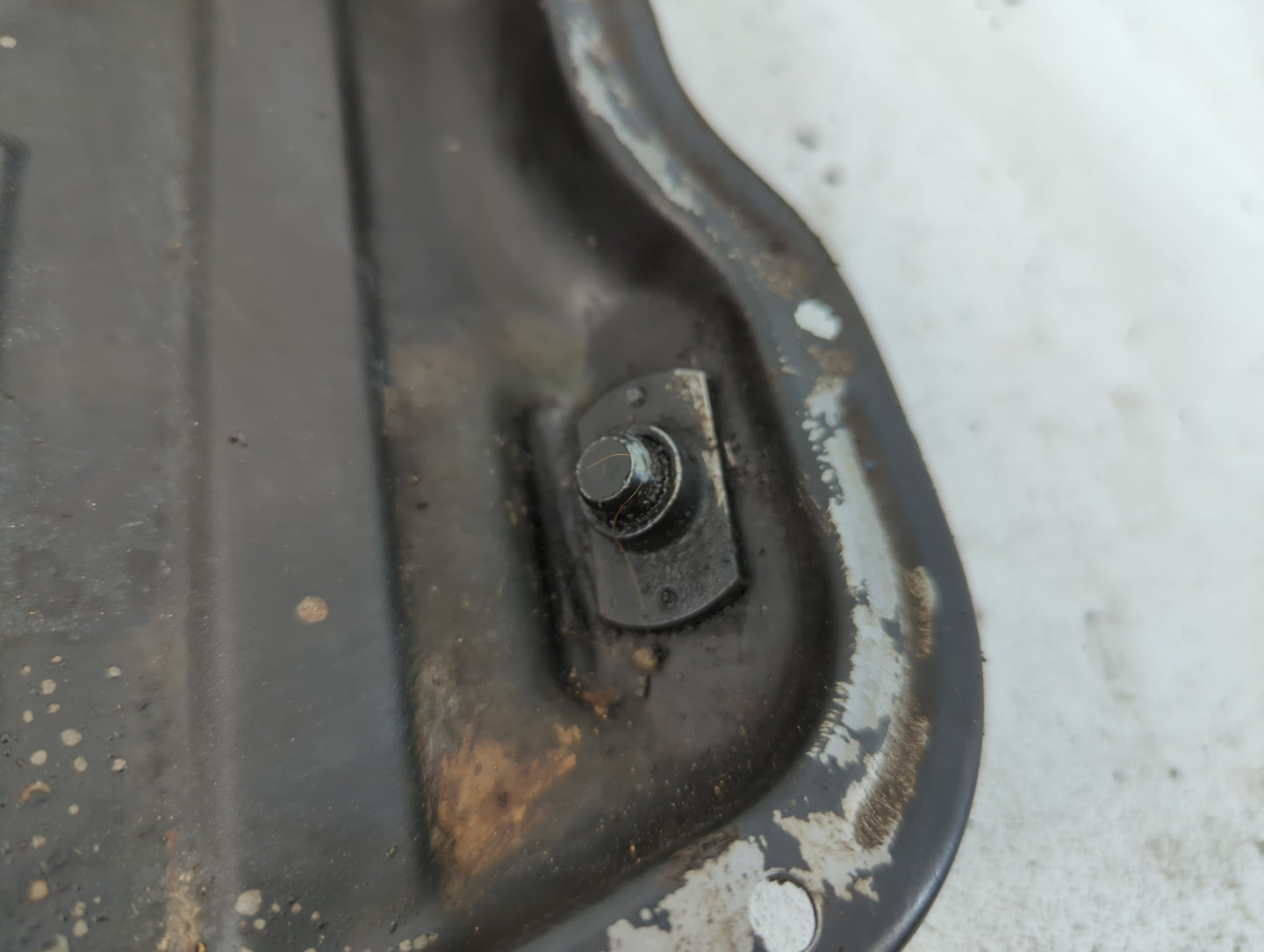 2006-2011 Honda Civic Engine Oil Pan Fits Fits 2006 2007 2008 2009 2010 2011 OEM Used Auto Parts - Oemusedautoparts1.com