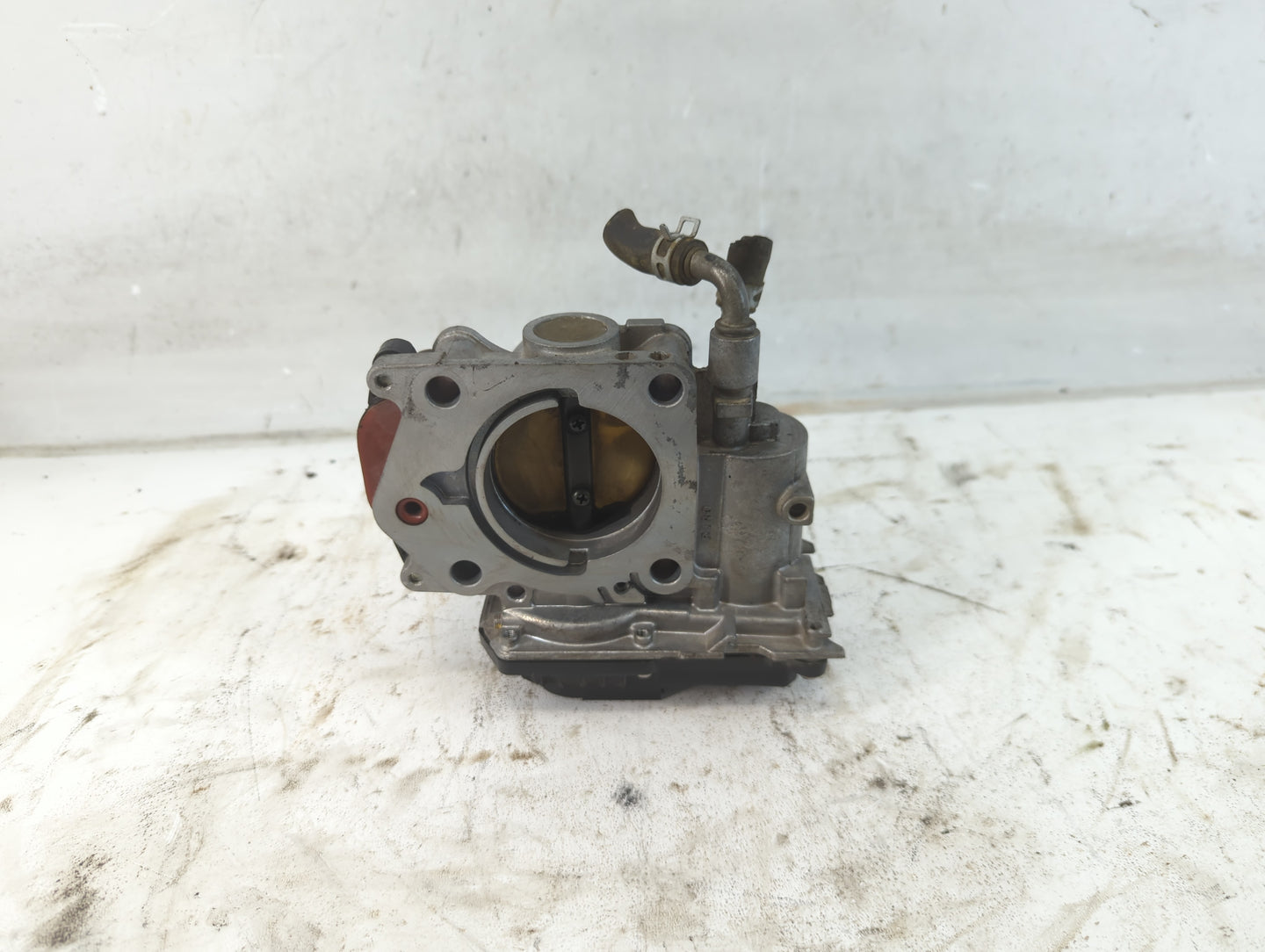 2006-2011 Honda Civic Throttle Body P/N:U22553556237 Fits Fits 2006 2007 2008 2009 2010 2011 OEM Used Auto Parts - Oemusedau