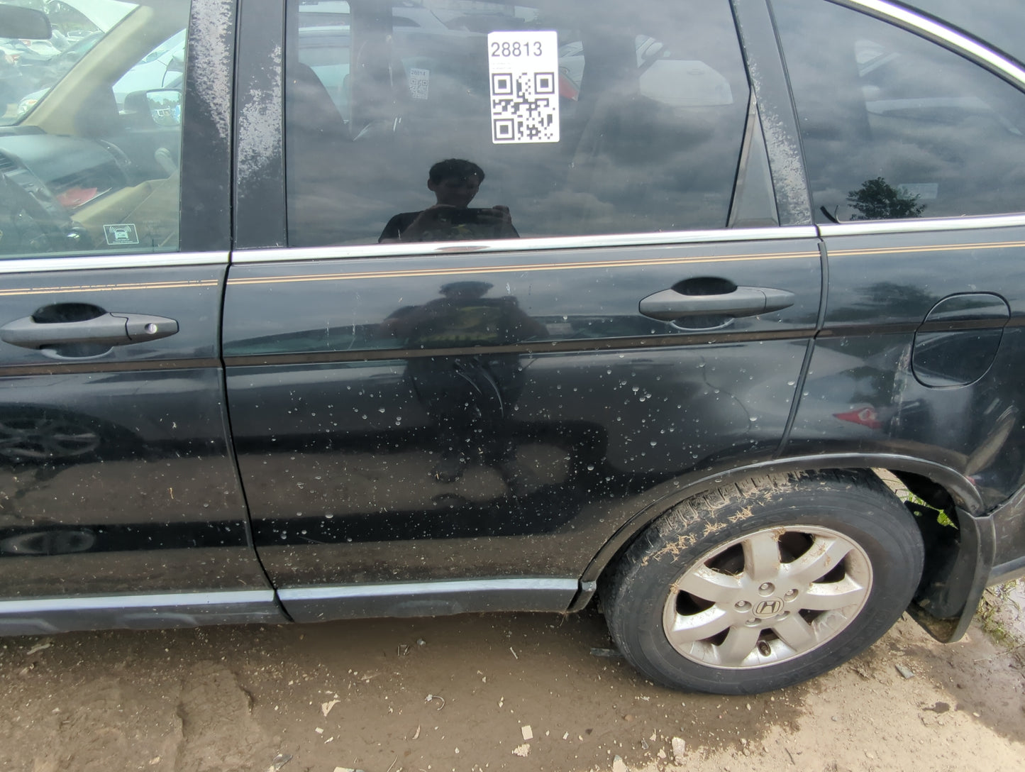 2007-2011 Honda Cr-v Driver Rear Door Oem 1068959 - Oemusedautoparts1.com