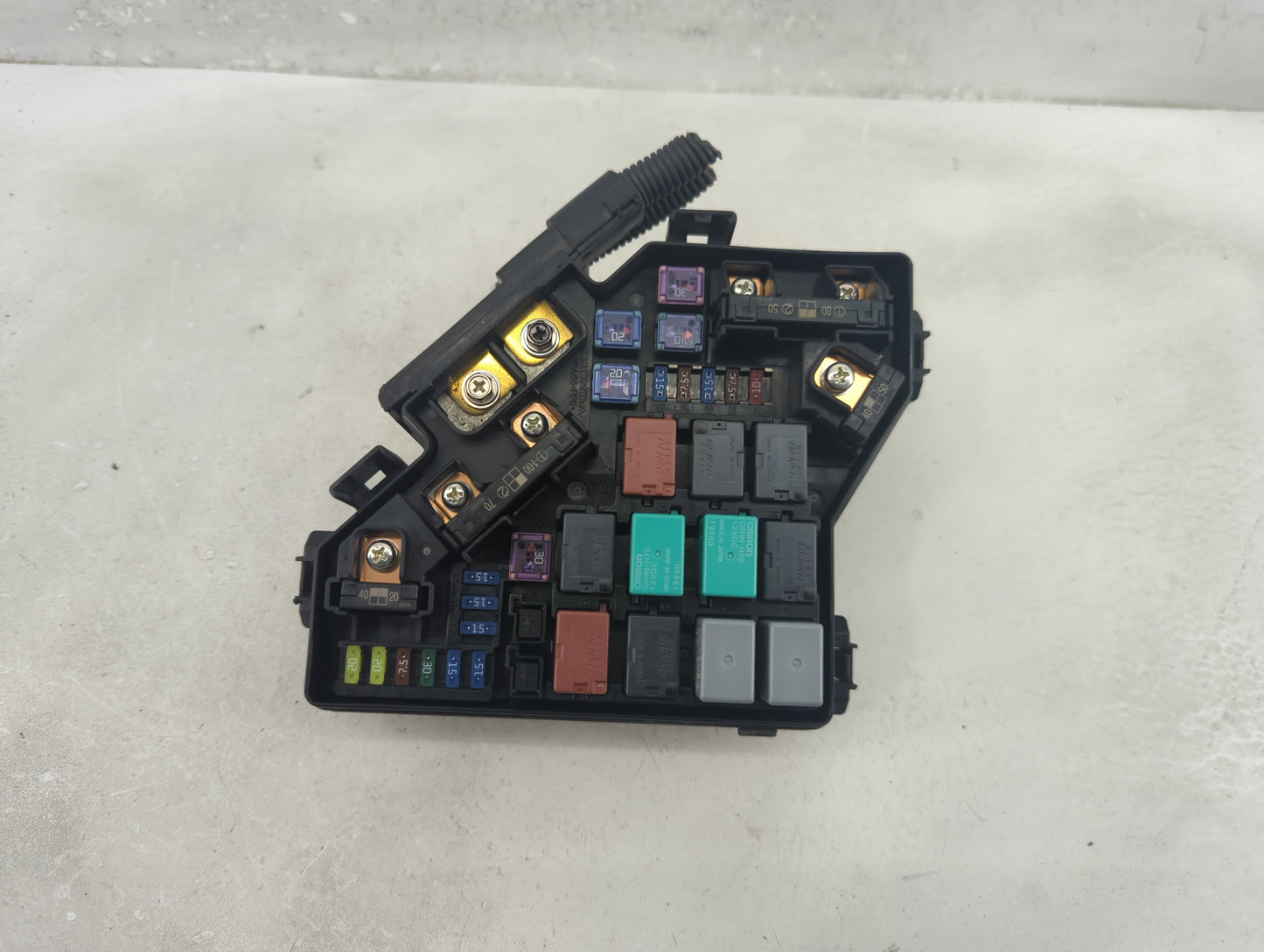2007-2011 Honda Cr-V Fusebox Fuse Box Panel Relay Module P/N:SNAJ012 Fits Fits 2007 2008 2009 2010 2011 OEM Used Auto Parts 
