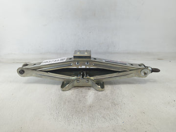 2007 Honda Cr-v Spare Scissor Car Jack - Oemusedautoparts1.com