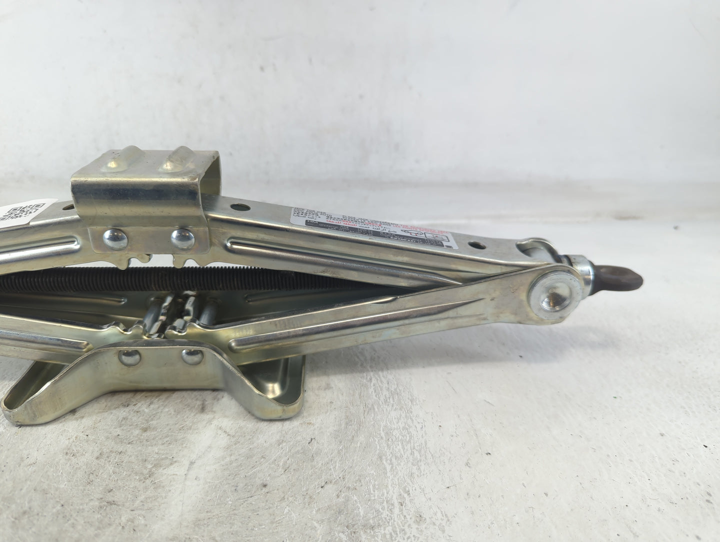 2007 Honda Cr-v Spare Scissor Car Jack 683749 - Oemusedautoparts1.com