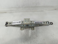 2007 Honda Cr-v Spare Scissor Car Jack 683749 - Oemusedautoparts1.com