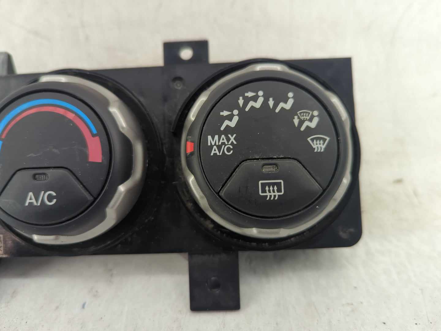 2003-2008 Honda Element Climate Control Module Temperature AC/Heater Replacement P/N:AO-3406K Fits OEM Used Auto Parts - Oem