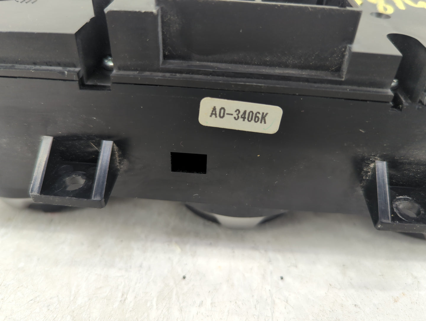 2003-2008 Honda Element Climate Control Module Temperature AC/Heater Replacement P/N:AO-3406K Fits OEM Used Auto Parts - Oem