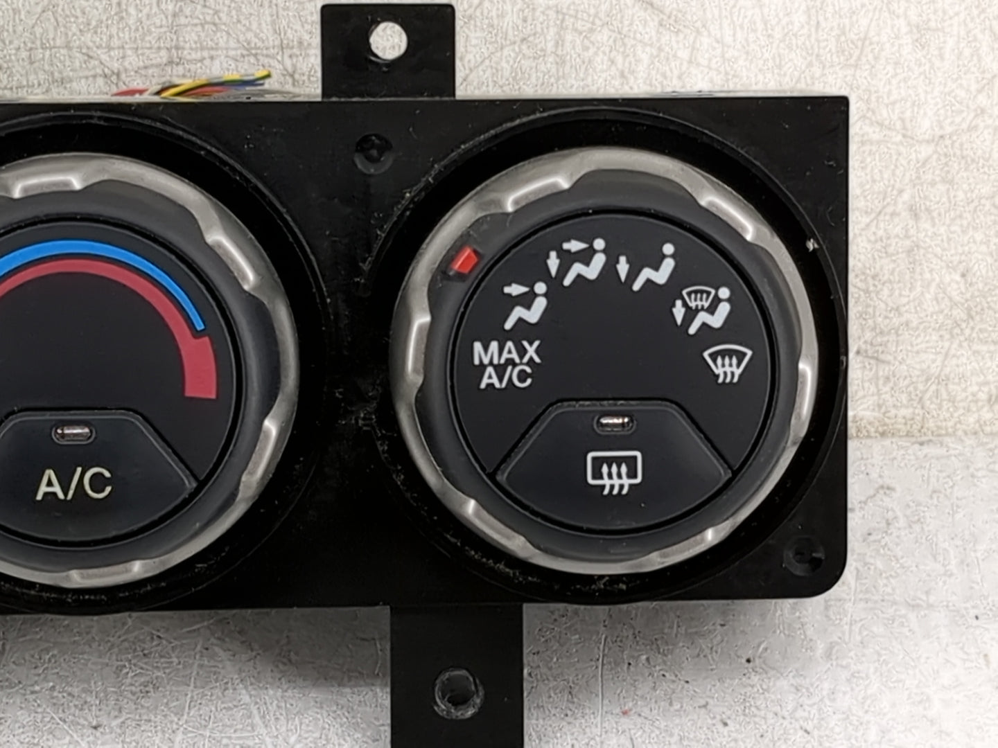 2003-2008 Honda Element Climate Control Module Temperature AC/Heater Replacement P/N:AO-0157K Fits OEM Used Auto Parts - Oem