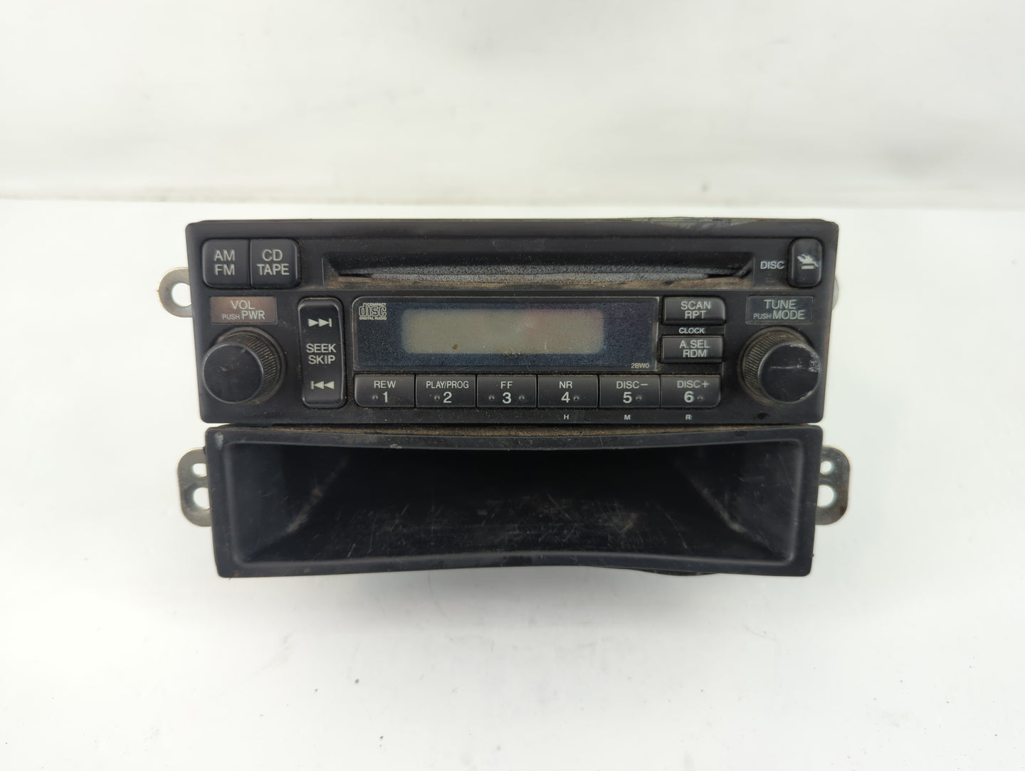 2007-2011 Honda Element Radio AM FM Cd Player Receiver Replacement Fits Fits 2007 2008 2009 2010 2011 OEM Used Auto Parts - 