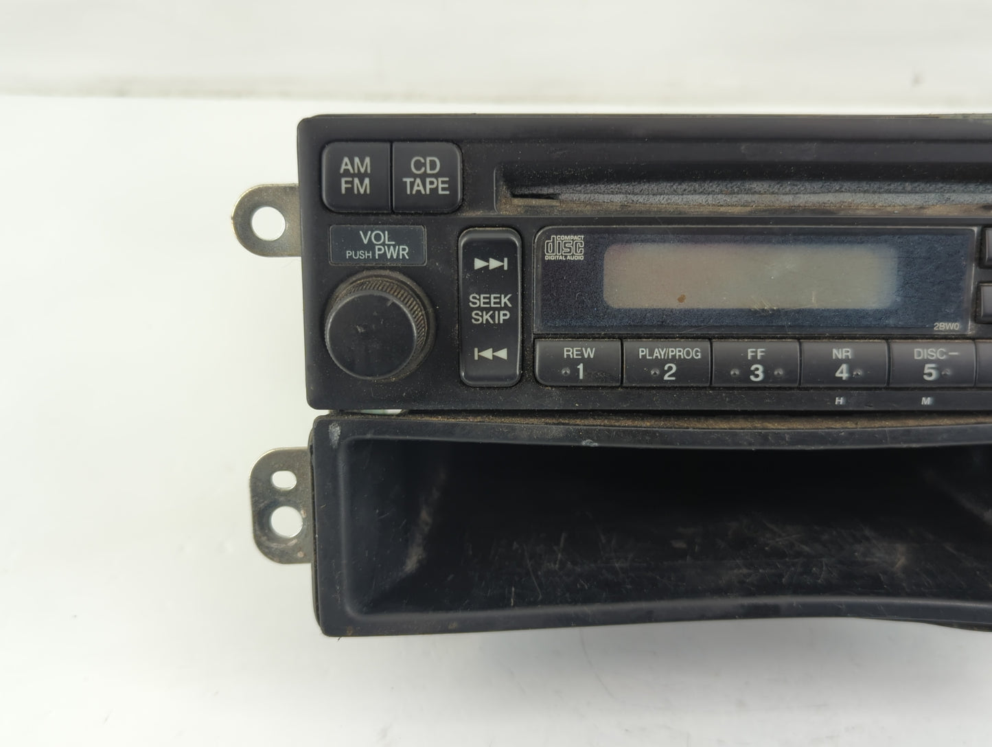 2007-2011 Honda Element Radio AM FM Cd Player Receiver Replacement Fits Fits 2007 2008 2009 2010 2011 OEM Used Auto Parts - 
