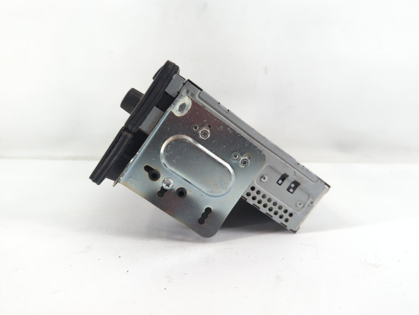 2007-2011 Honda Element Radio AM FM Cd Player Receiver Replacement Fits Fits 2007 2008 2009 2010 2011 OEM Used Auto Parts - 