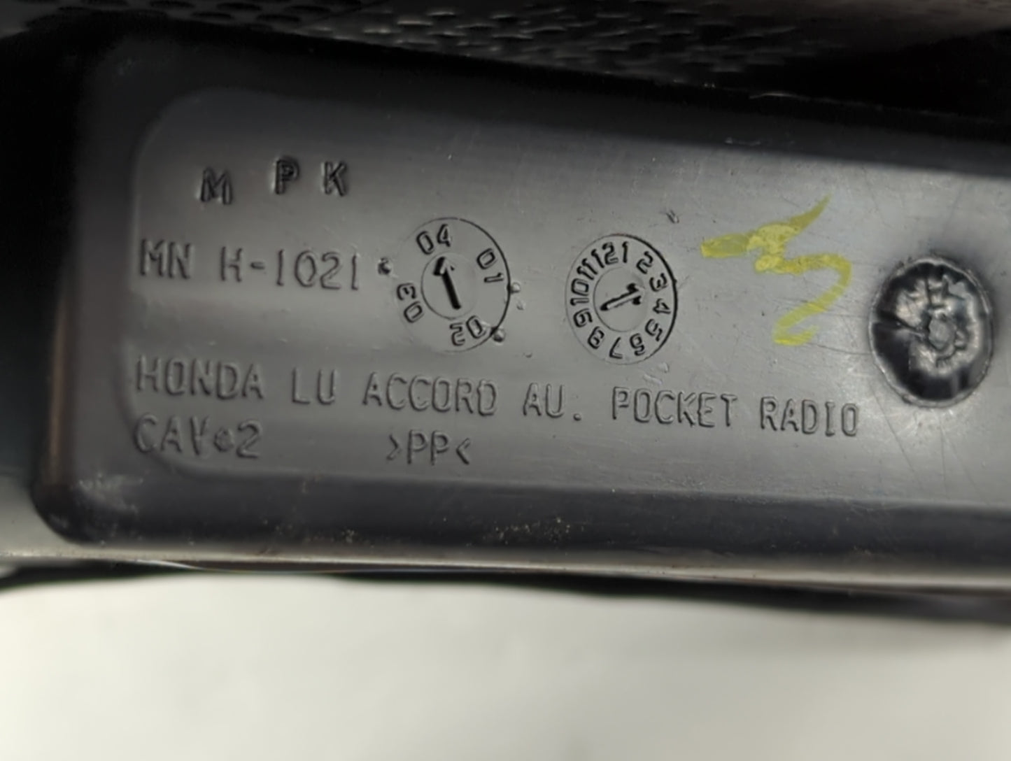 2007-2011 Honda Element Radio AM FM Cd Player Receiver Replacement Fits Fits 2007 2008 2009 2010 2011 OEM Used Auto Parts - 