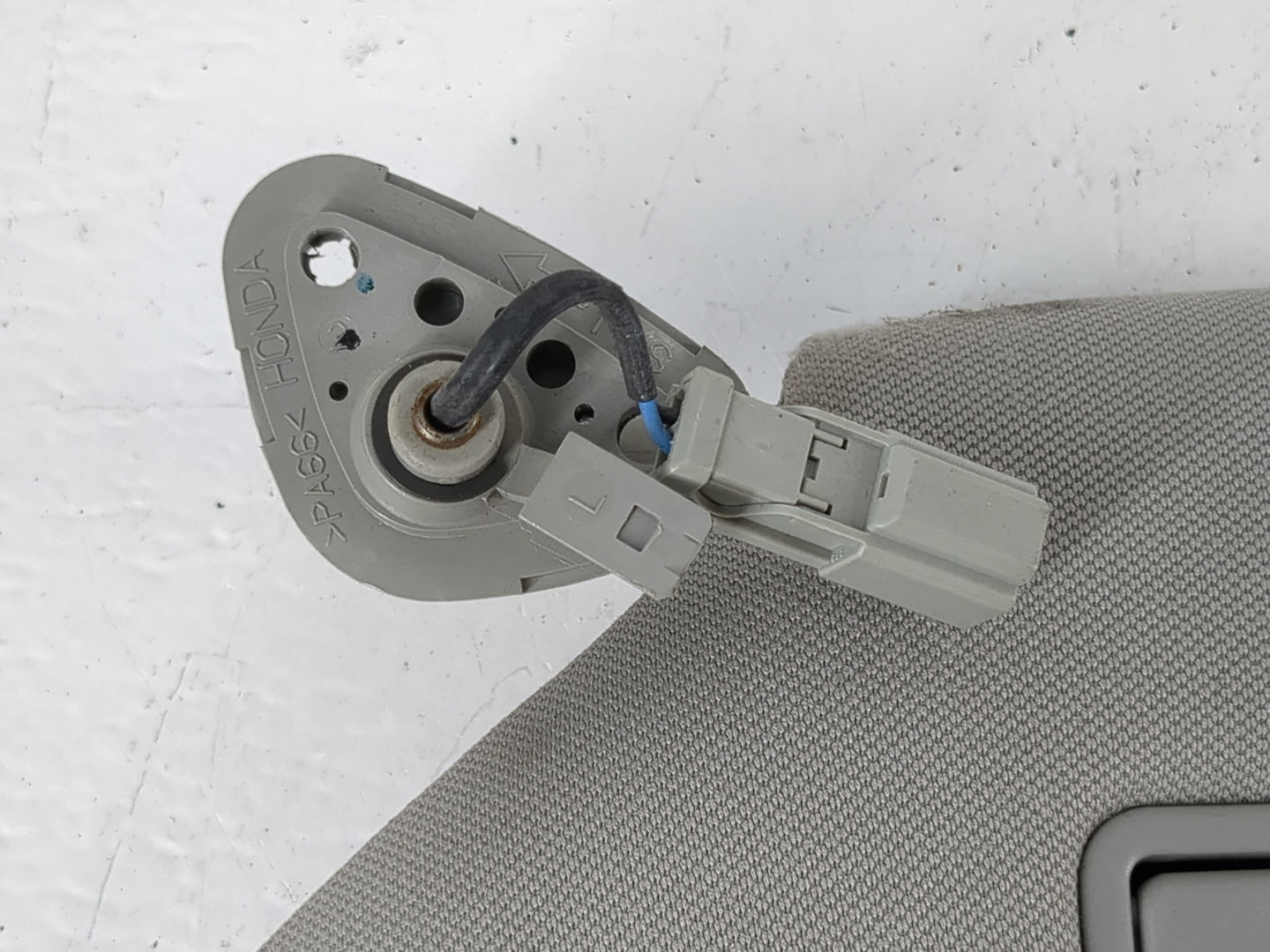 2006-2010 Honda Odyssey Sun Visor Shade Replacement Passenger Right Mirror Fits Fits 2006 2007 2008 2009 2010 OEM Used Auto 