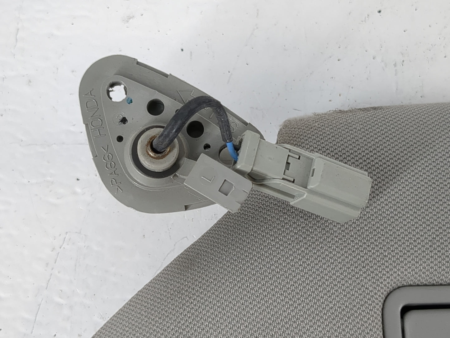 2006-2010 Honda Odyssey Sun Visor Shade Replacement Passenger Right Mirror Fits Fits 2006 2007 2008 2009 2010 OEM Used Auto 