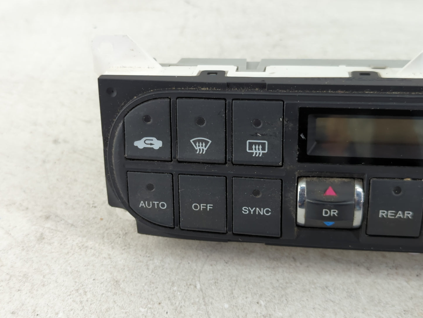 2005-2007 Honda Odyssey Climate Control Module Temperature AC/Heater Replacement Fits Fits 2005 2006 2007 OEM Used Auto Part