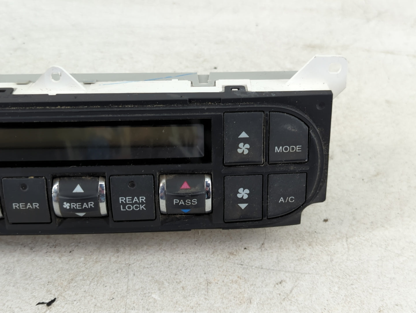 2005-2007 Honda Odyssey Climate Control Module Temperature AC/Heater Replacement Fits Fits 2005 2006 2007 OEM Used Auto Part