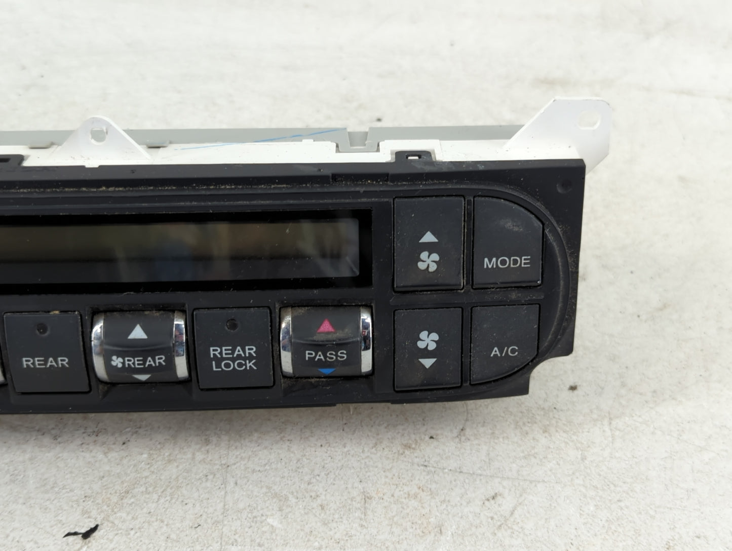 2005-2007 Honda Odyssey Climate Control Module Temperature AC/Heater Replacement Fits Fits 2005 2006 2007 OEM Used Auto Part