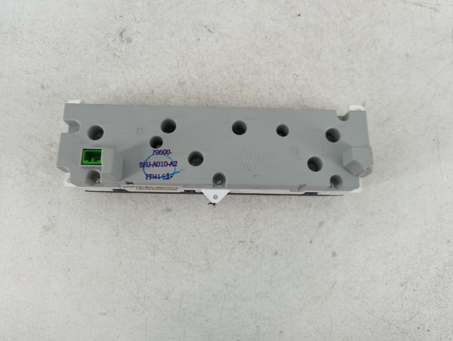 2005-2007 Honda Odyssey Climate Control Module Temperature AC/Heater Replacement Fits Fits 2005 2006 2007 OEM Used Auto Part