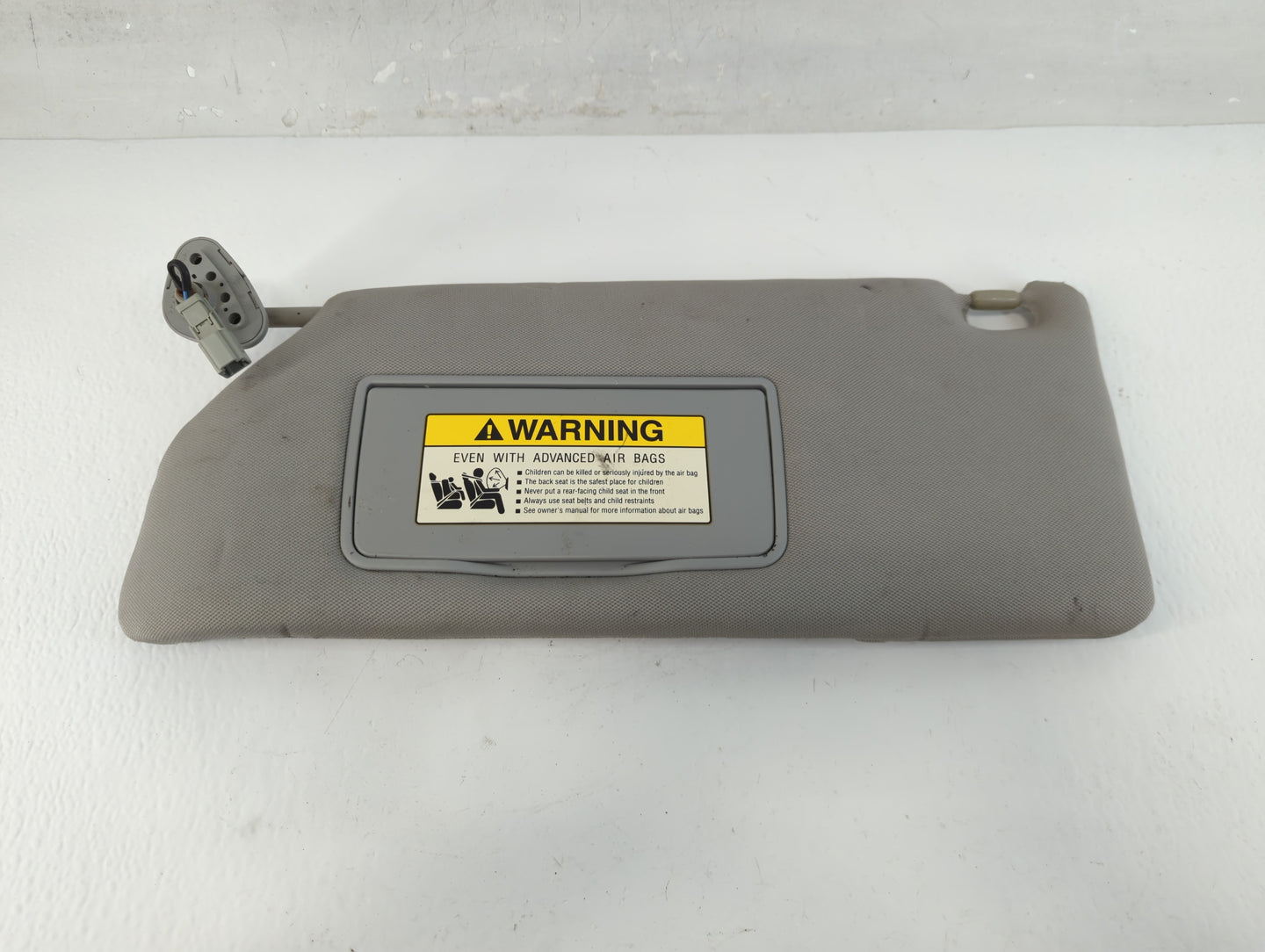 2006-2010 Honda Odyssey Sun Visor Shade Replacement Driver Left Mirror Fits Fits 2006 2007 2008 2009 2010 OEM Used Auto Part